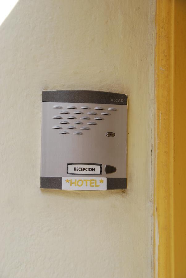 Hotel Casita Amarilla Barcelona Zewnętrze zdjęcie